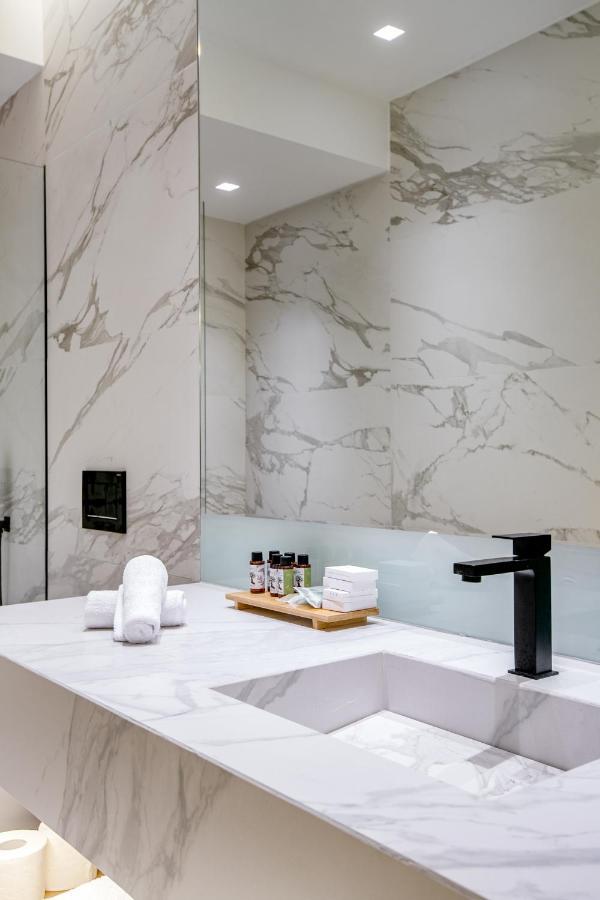 אתונה Ns Place Modern Apartment Acropolis View מראה חיצוני תמונה